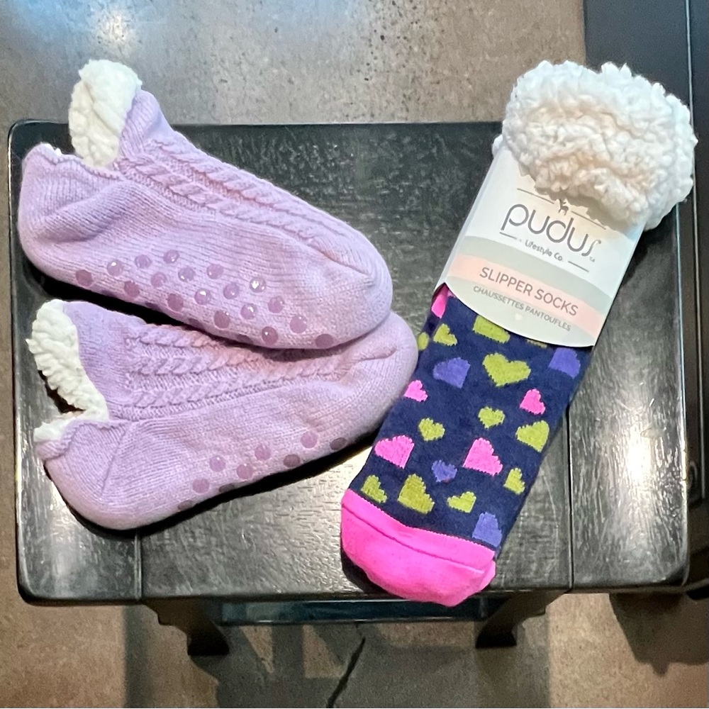 2 Pair of High Quality Slipper Socks